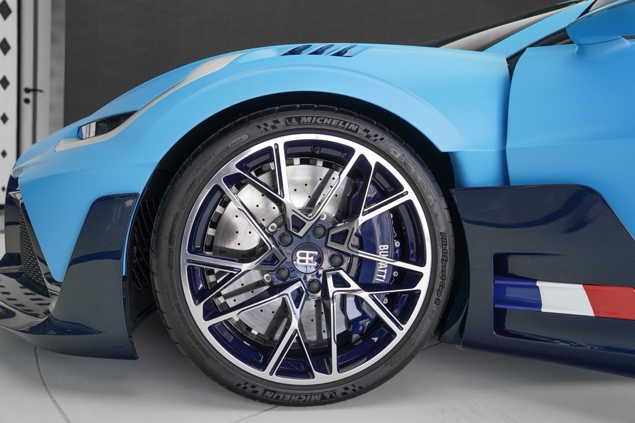 2021 Bugatti Divo, 6/15
