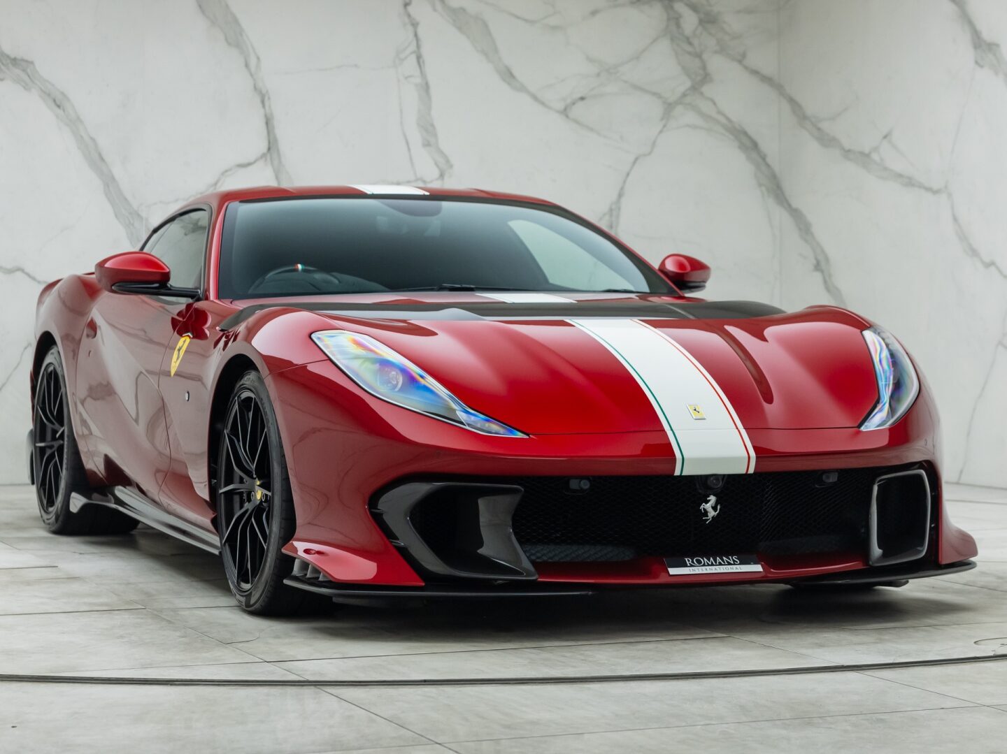 2022 Ferrari 812 Competizione, 9/17