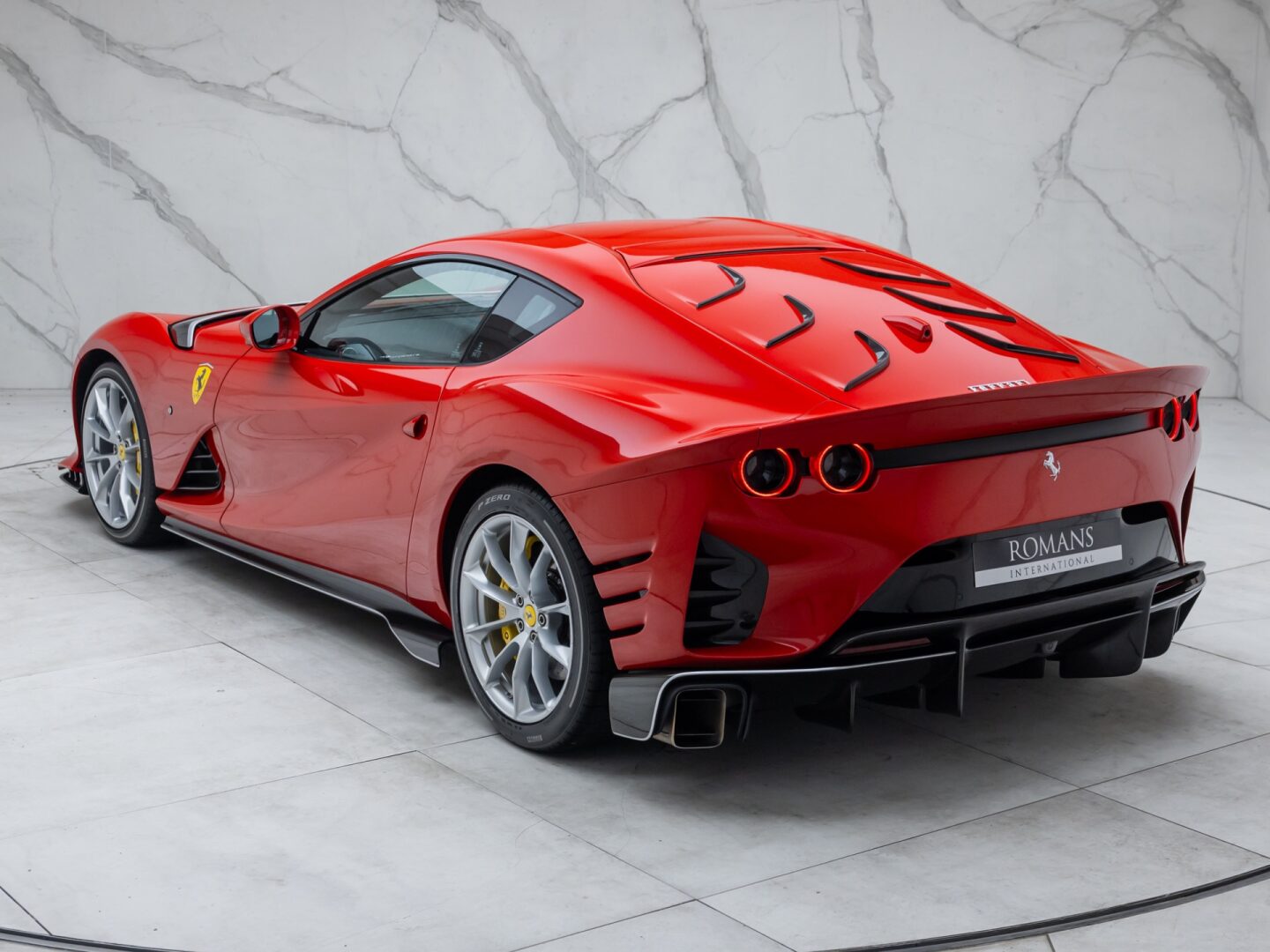 2023 Ferrari 812 Competizione, 2/16