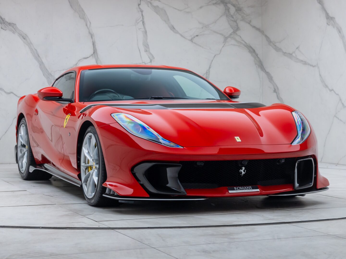2023 Ferrari 812 Competizione, 3/16