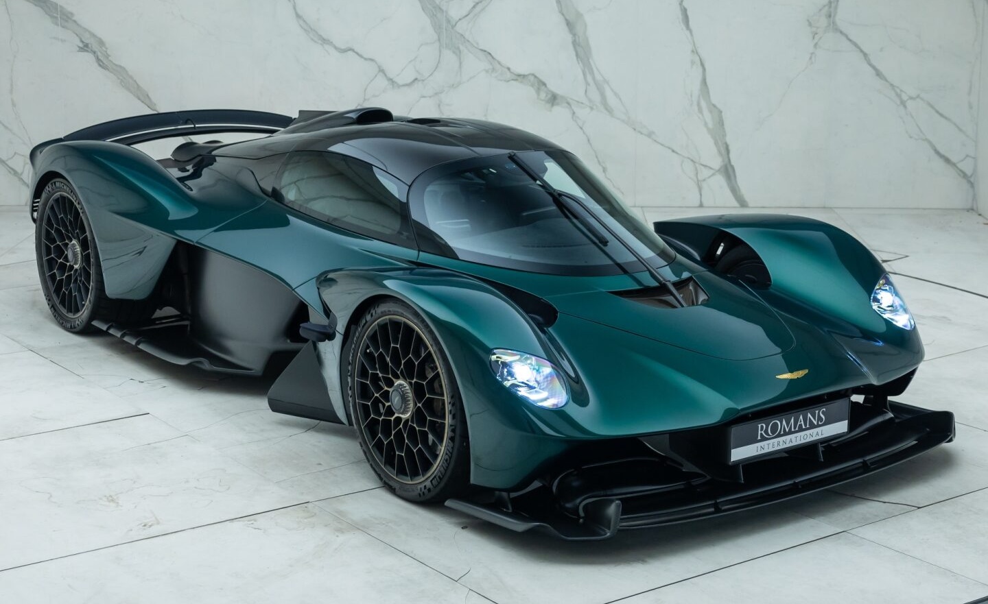 2023 Aston Martin Valkyrie, 38/41