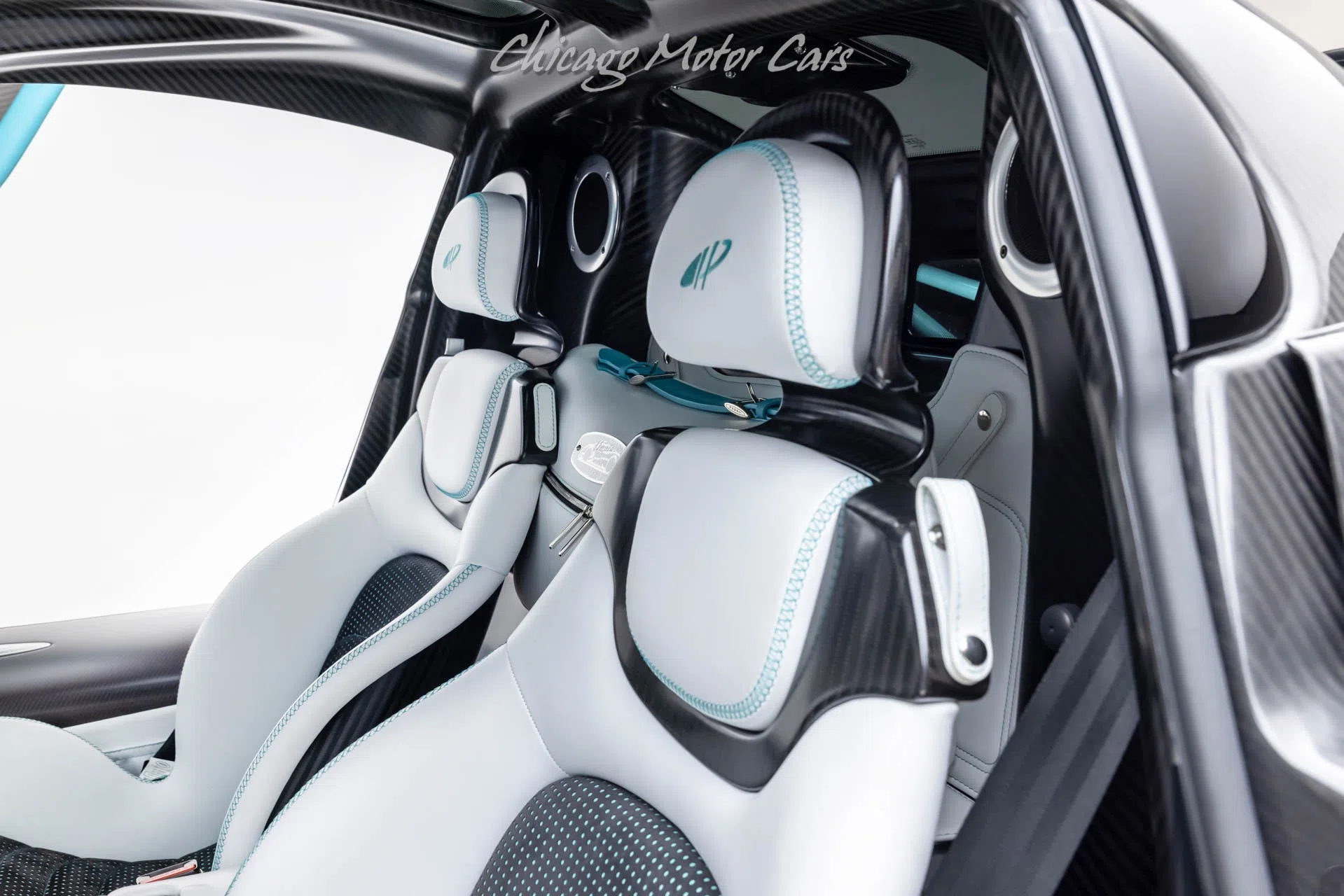 2024 Pagani Utopia interior, seats, White
