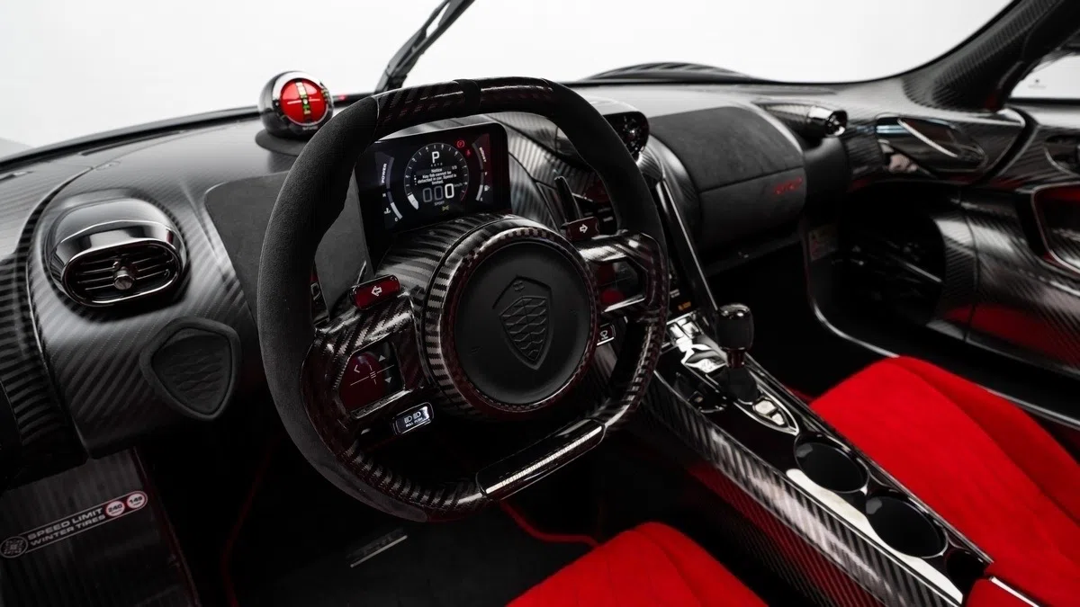 2024 Koenigsegg Jesko Attack interior, dashboard, Lingonberry Alcantara