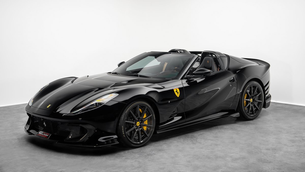 2024 Ferrari 812 Competizione Aperta
