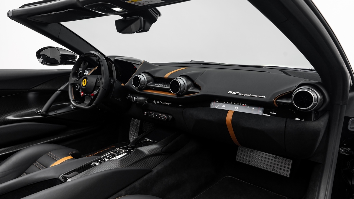 2024 Ferrari 812 Competizione Aperta, 6/16