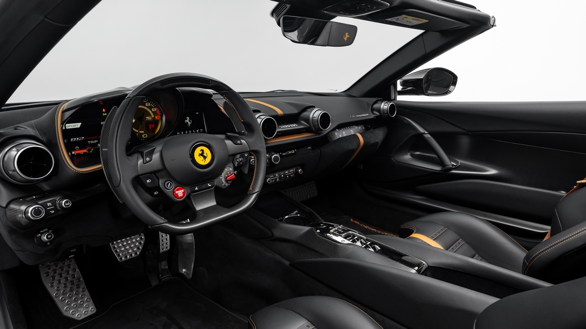 2024 Ferrari 812 Competizione Aperta, 7/16