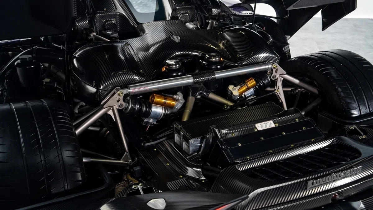 2019 Koenigsegg Regera engine