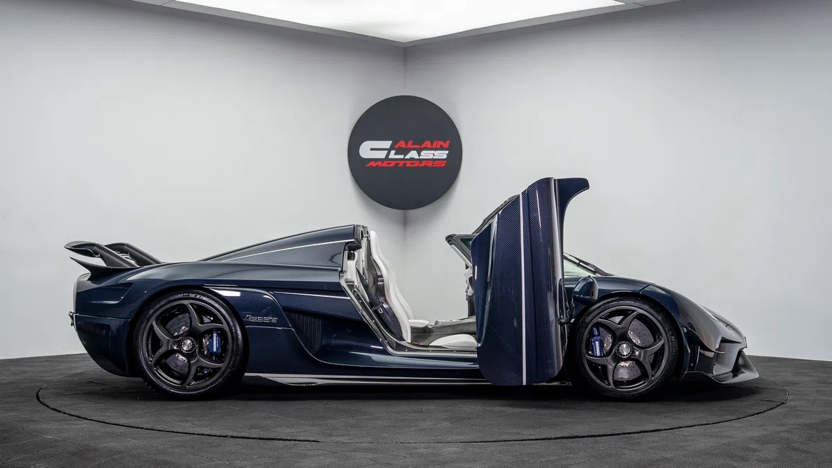 2019 Koenigsegg Regera for sale, exterior, Exposed Blue Carbon