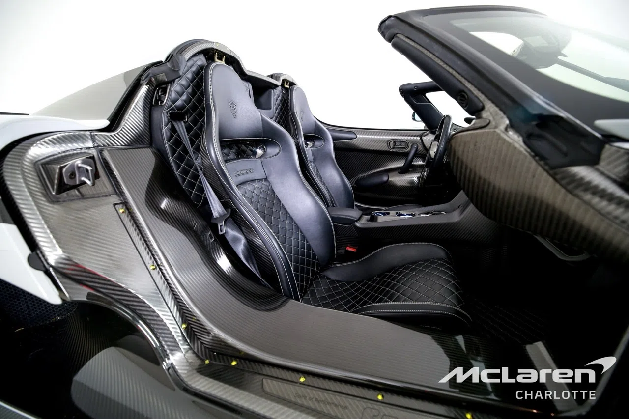 2020 Koenigsegg Regera interior, seats, Black