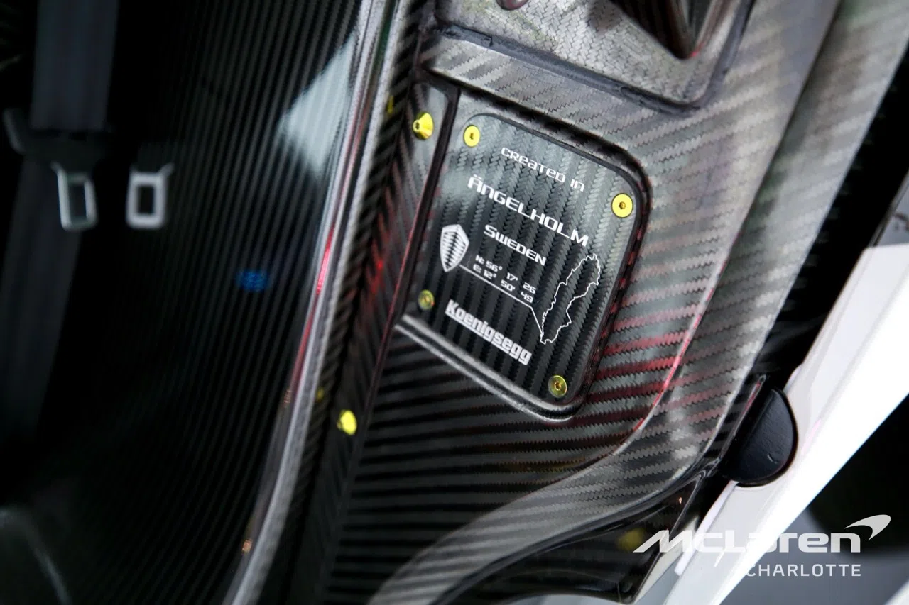 2020 Koenigsegg Regera interior, center console, Black