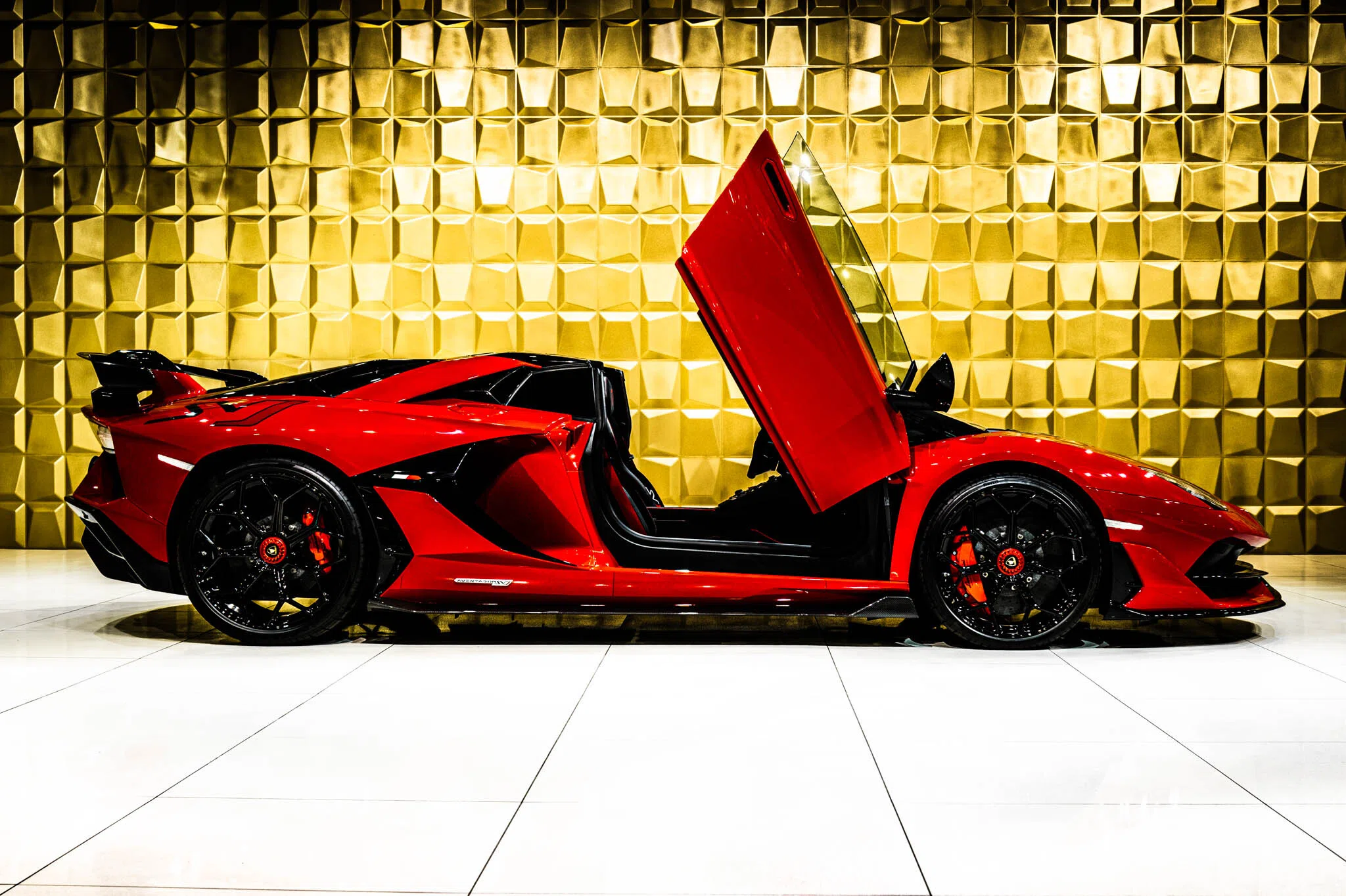 2021 Lamborghini Aventador SVJ Roadster