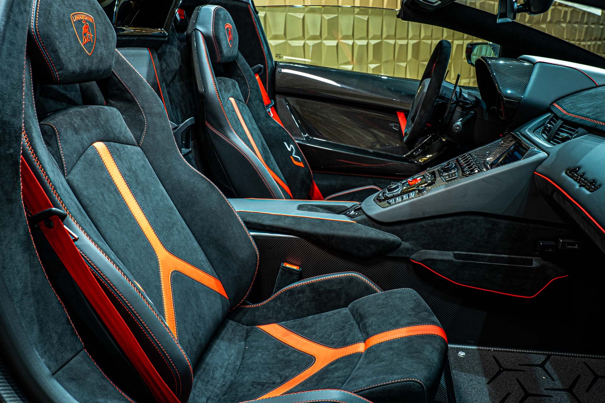 2021 Lamborghini Aventador SVJ Roadster, 8/14