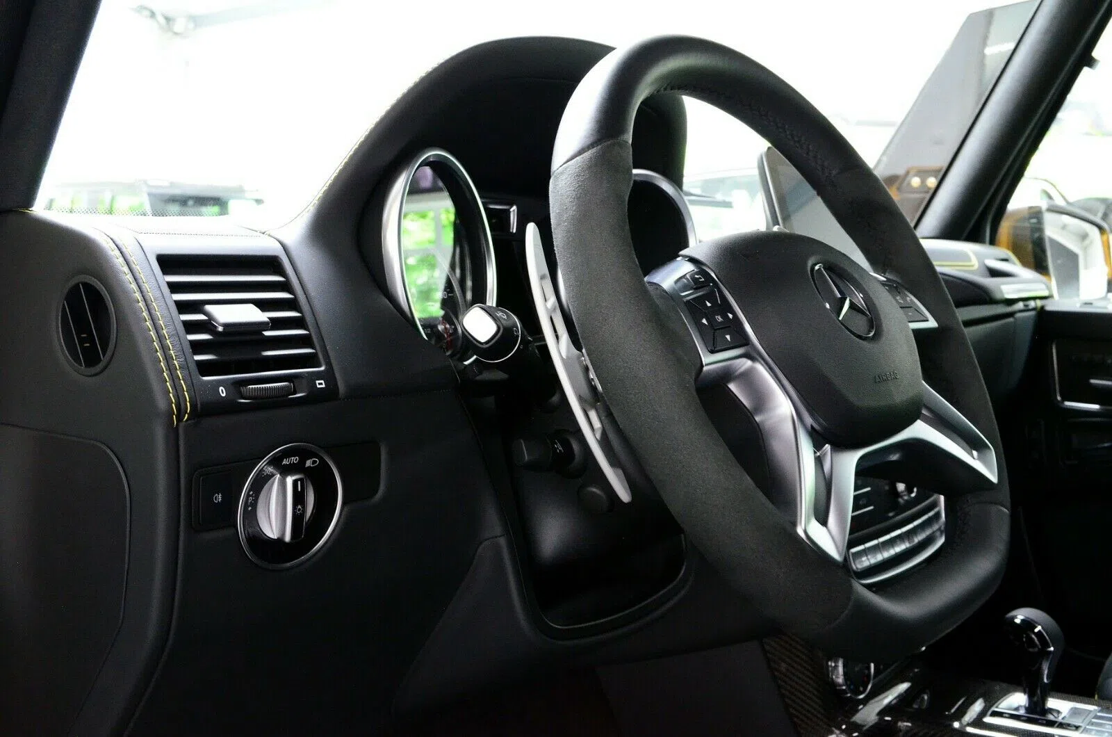 2017 BRABUS G 500 4x4² B40 500 interior, Black