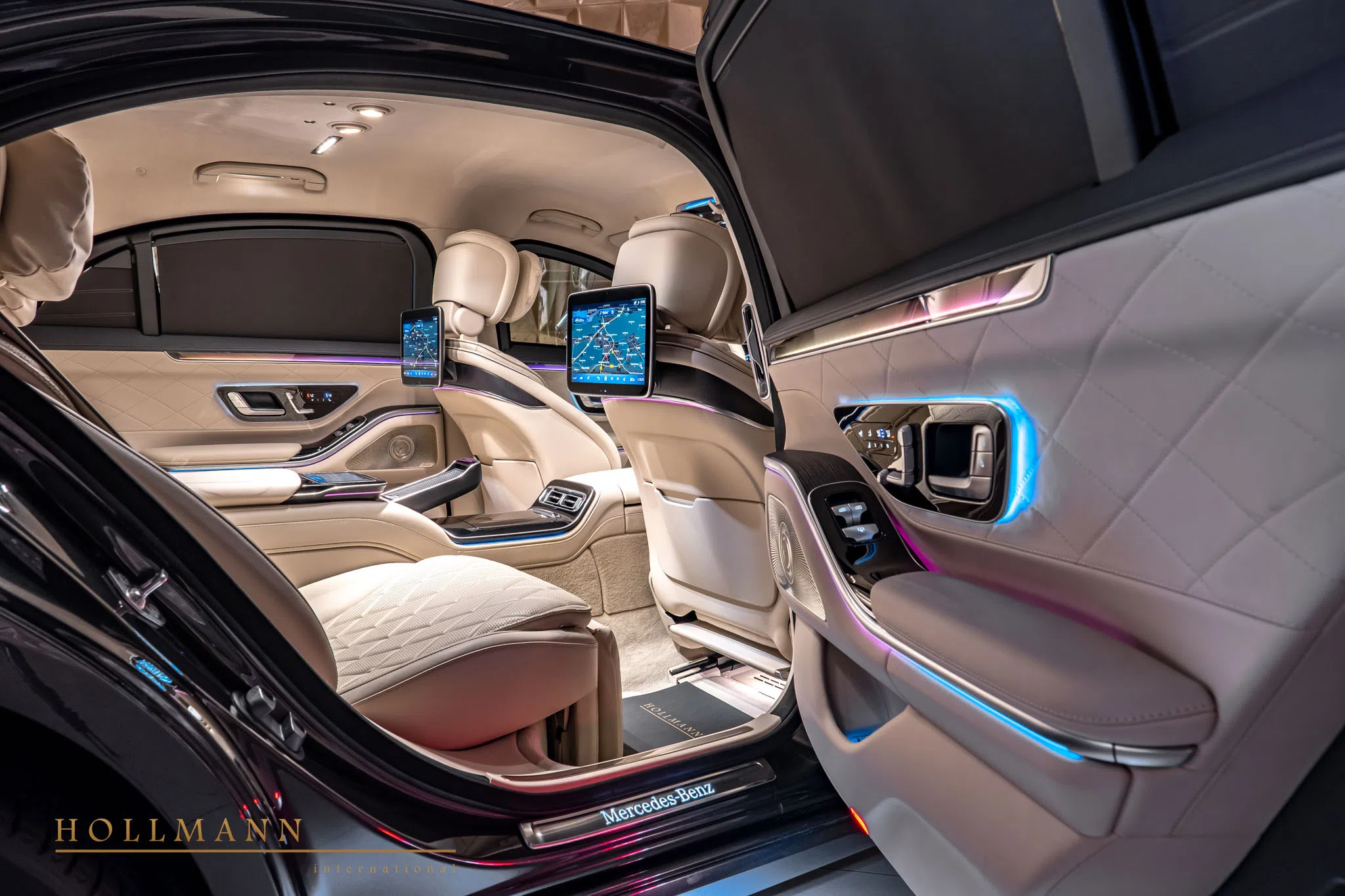 2022 Mercedes-Benz S 680 Guard VR10 interior, seats, Beige
