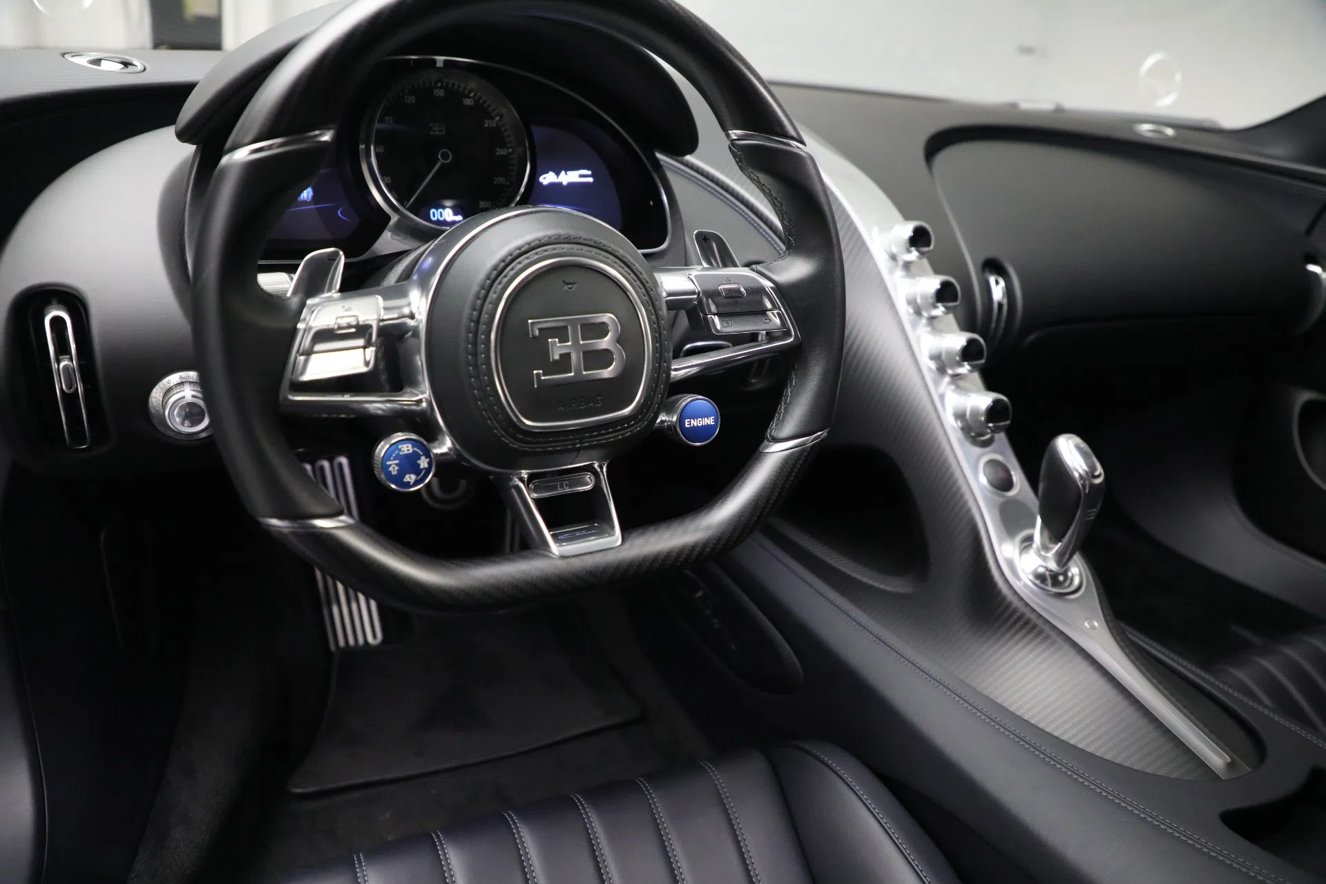 2018 Bugatti Chiron interior, BLACK