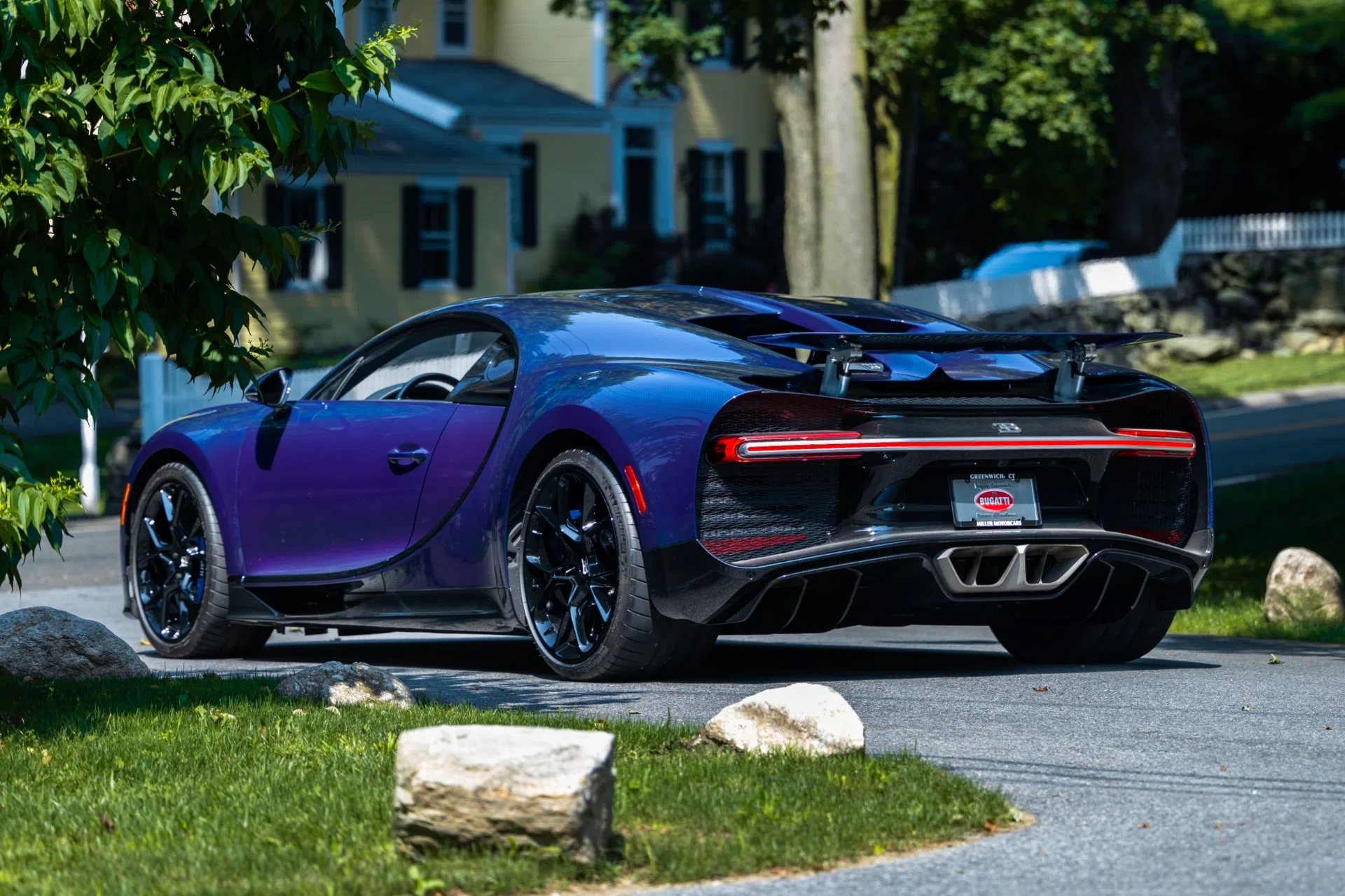 2018 Bugatti Chiron for sale, exterior, Blue Carbon