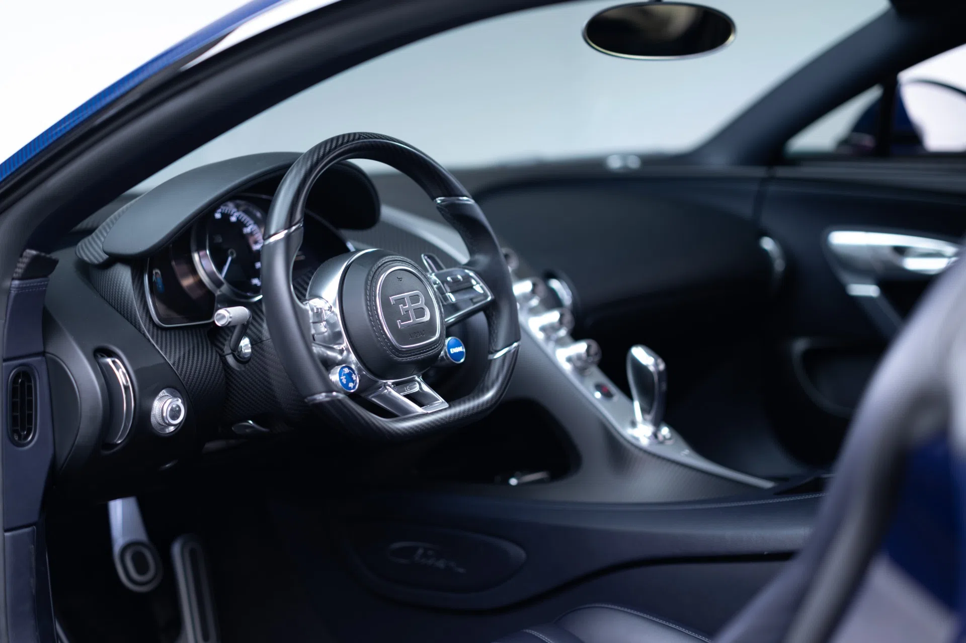 2018 Bugatti Chiron interior, BLACK