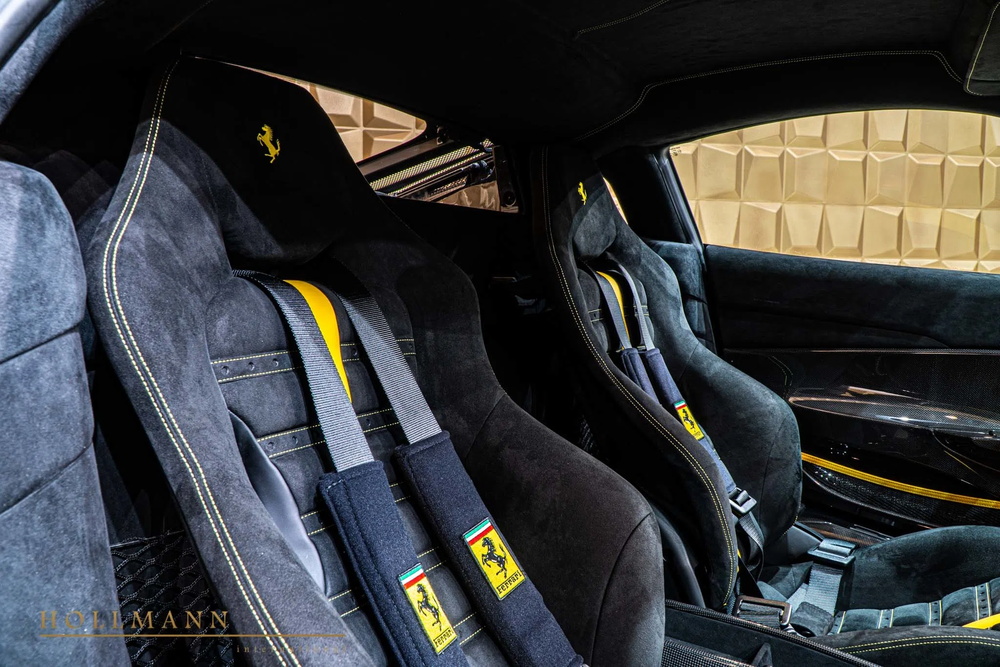 2020 Ferrari 488 Pista - Hollman interior, seats, Alcantara Nero