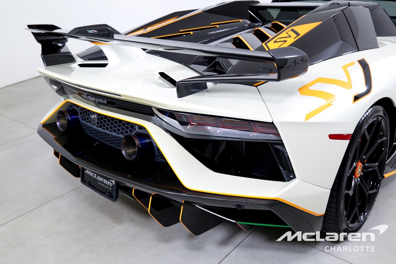 2021 Lamborghini Aventador SVJ, 8/18
