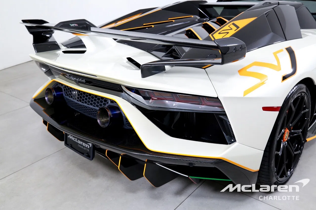 2021 Lamborghini Aventador SVJ for sale, exterior, White