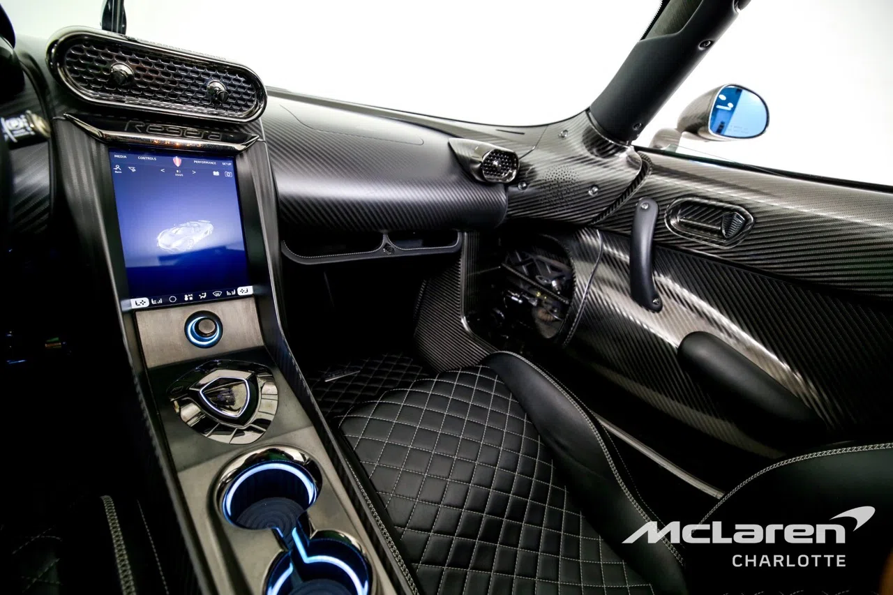 2020 Koenigsegg Regera interior, Black