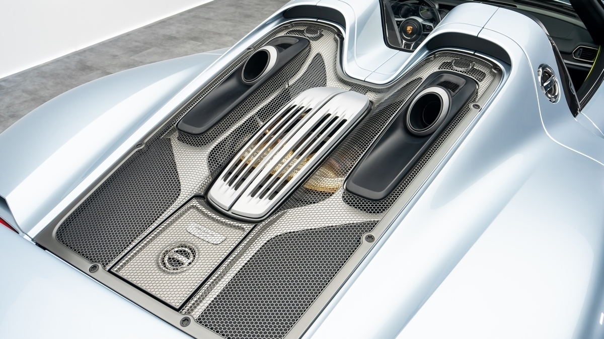 2015 Porsche 918 Spyder, 6/14
