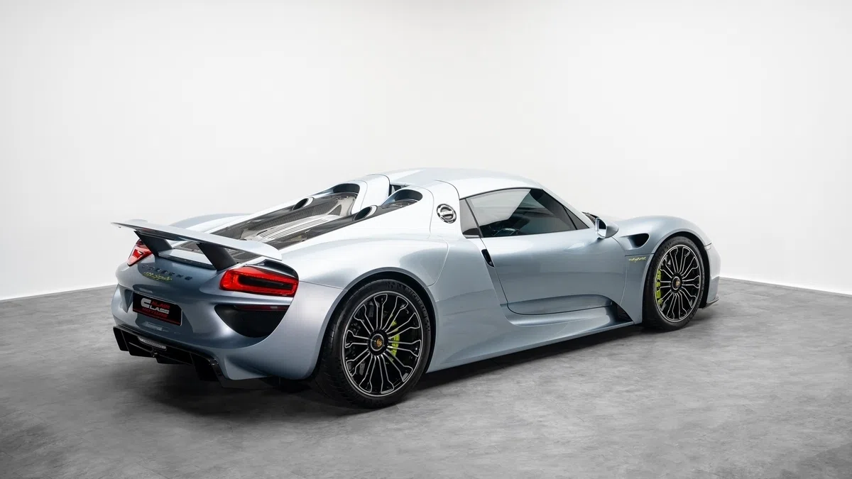 2015 Porsche 918 Spyder for sale, exterior, Liquid Metal