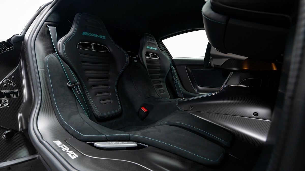 2023 AMG One, 12/16