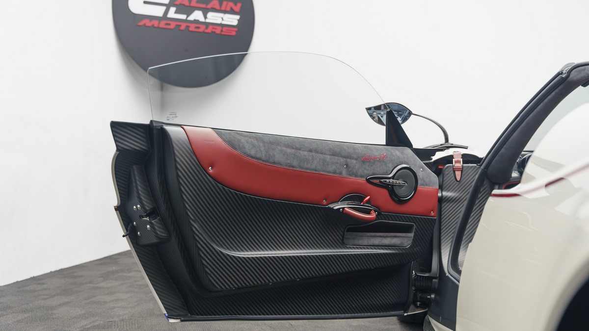 2020 Pagani Huayra Roadster BC, 14/36