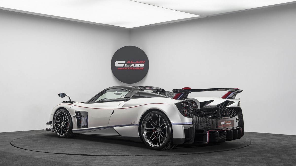 2020 Pagani Huayra Roadster BC, 15/36