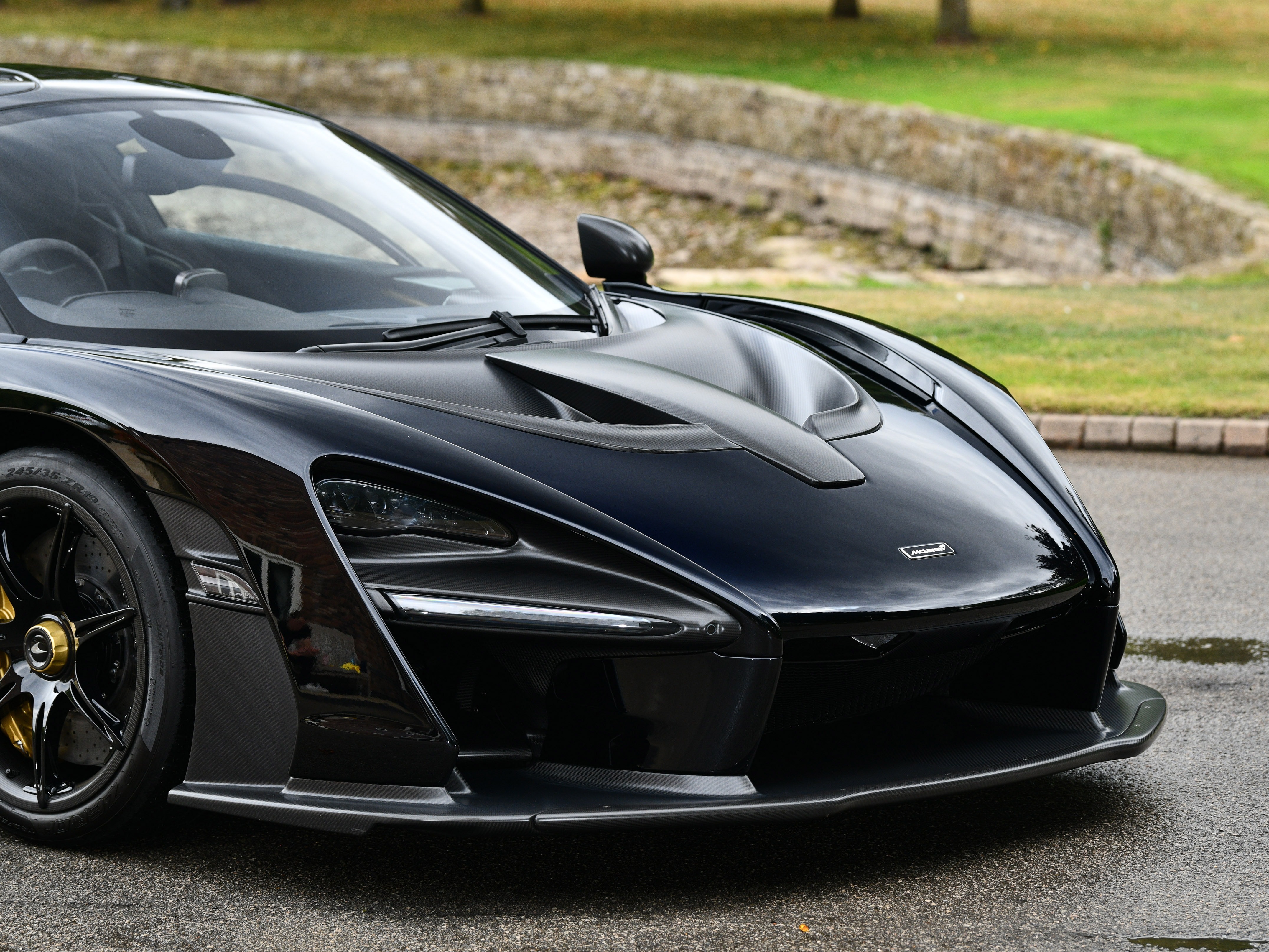 2019 McLaren Senna, 9/11