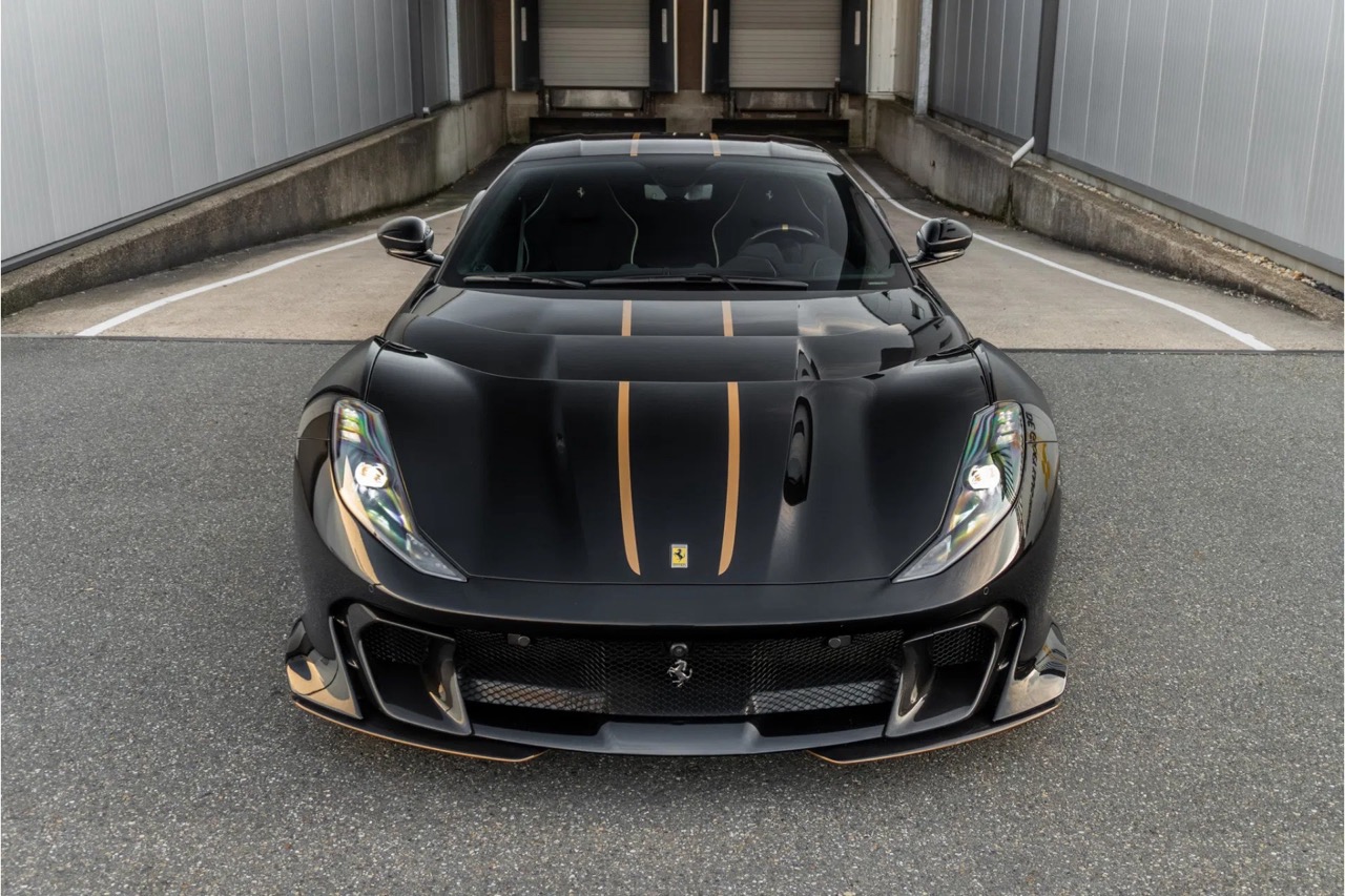 2022 Ferrari 812 Competizione