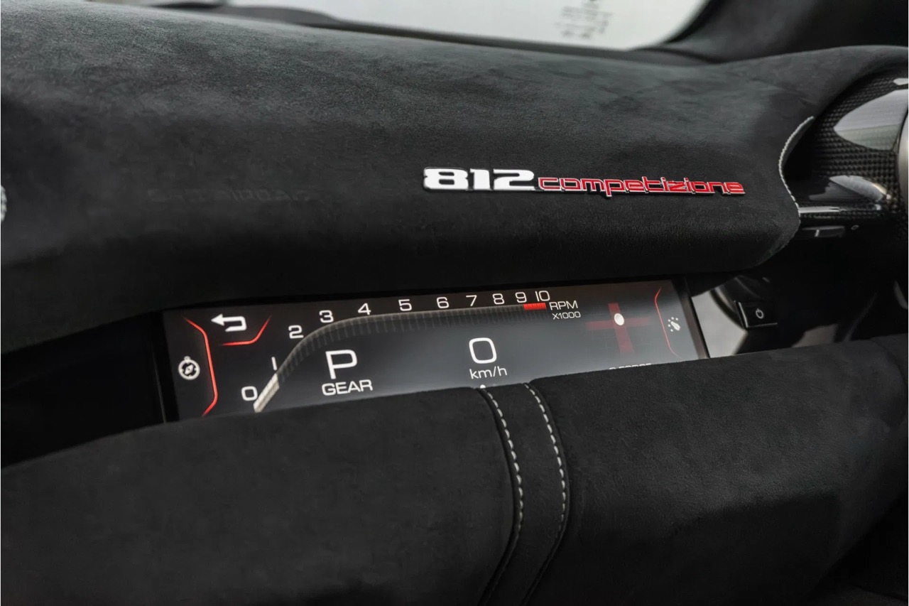 2022 Ferrari 812 Competizione, 4/12