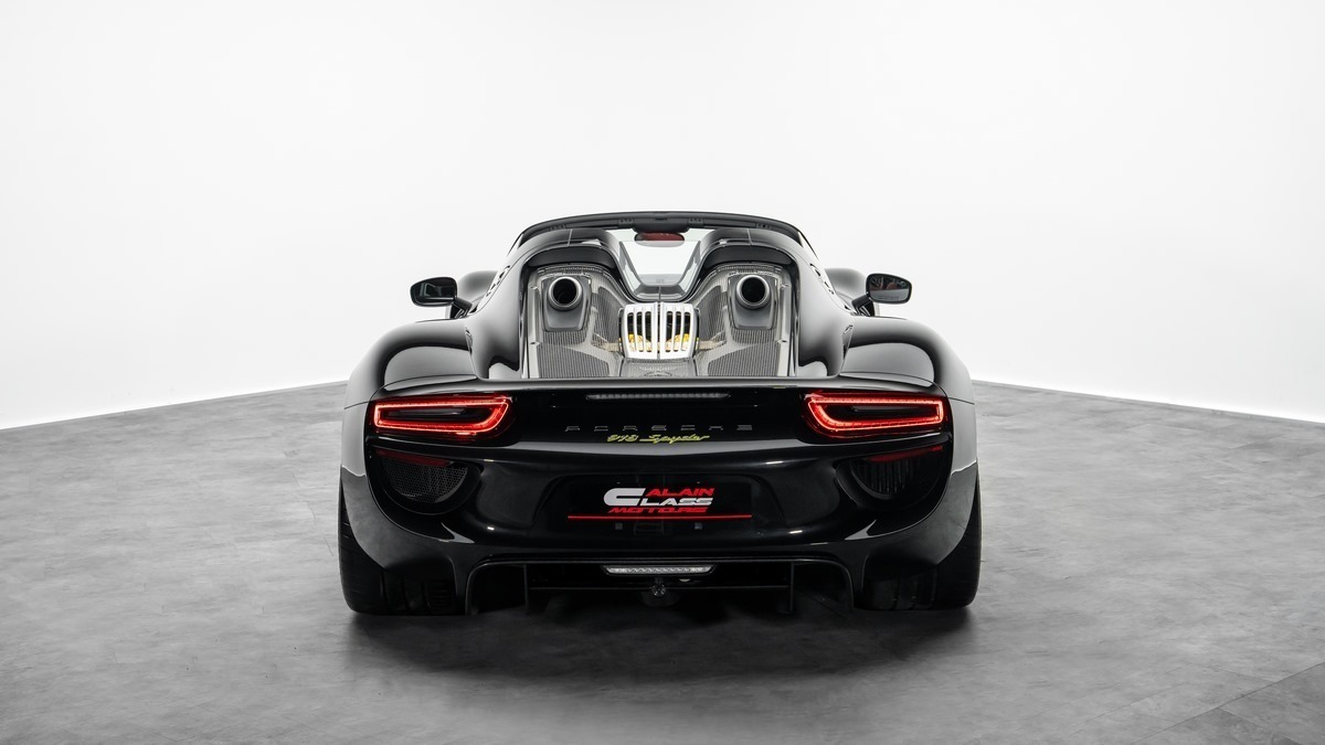 2015 Porsche 918 Spyder, 5/13