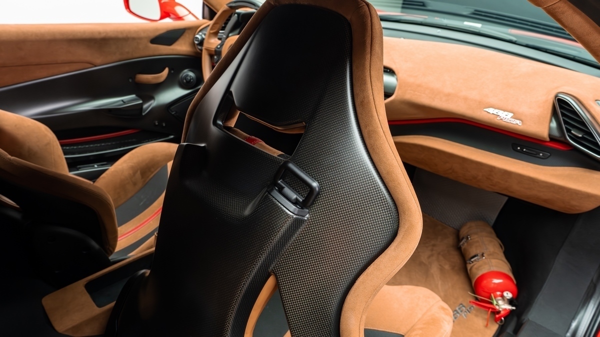 2019 Ferrari 488 Pista, 7/14