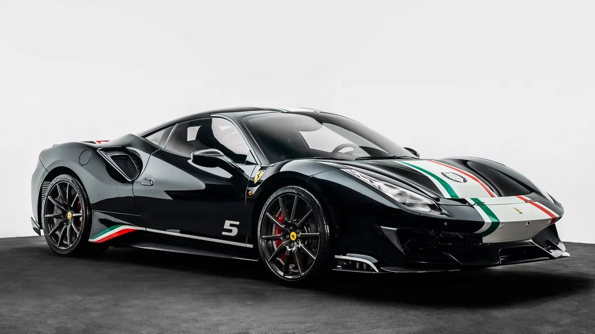 2019 Ferrari 488 Pista Piloti