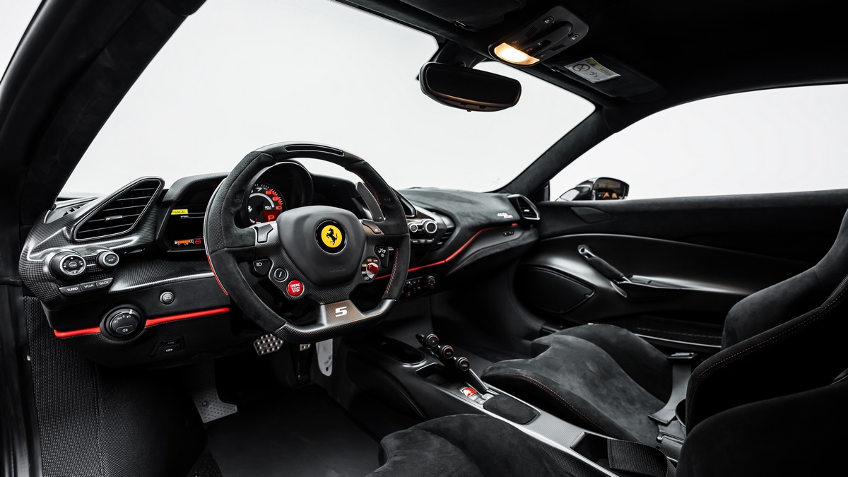 2019 Ferrari 488 Pista Piloti, 7/18