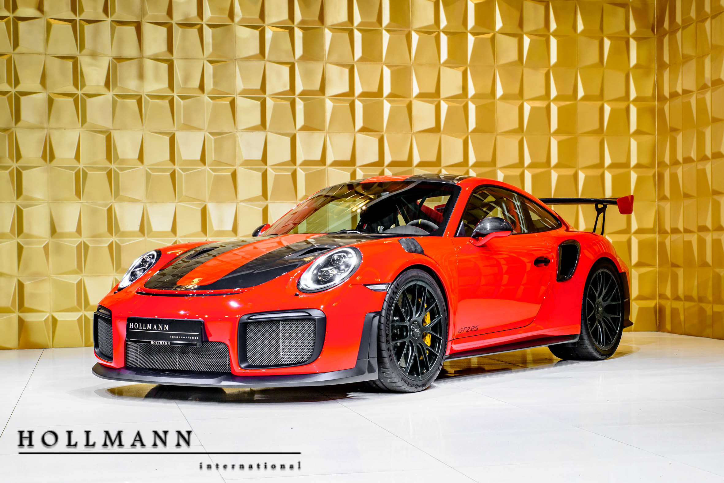 2019 Porsche 911 GT2 RS, 2/13
