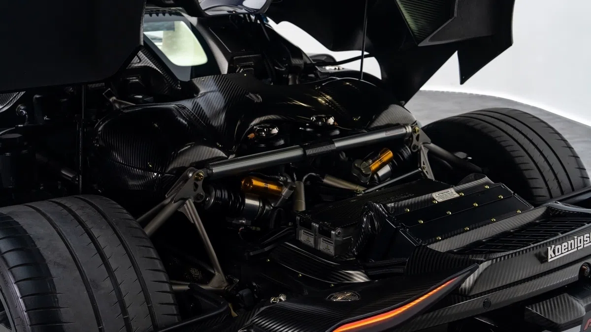 2019 Koenigsegg Regera engine