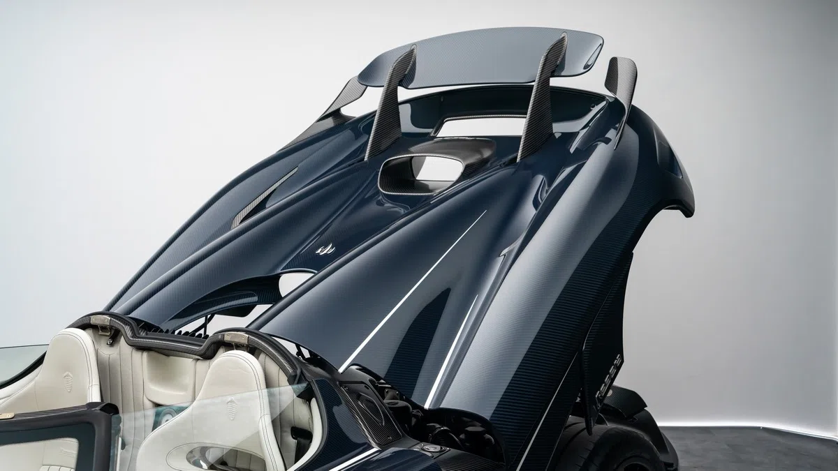 2019 Koenigsegg Regera for sale, exterior, Exposed Blue