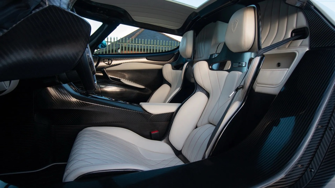 2025 Koenigsegg Jesko Attack, 9/14