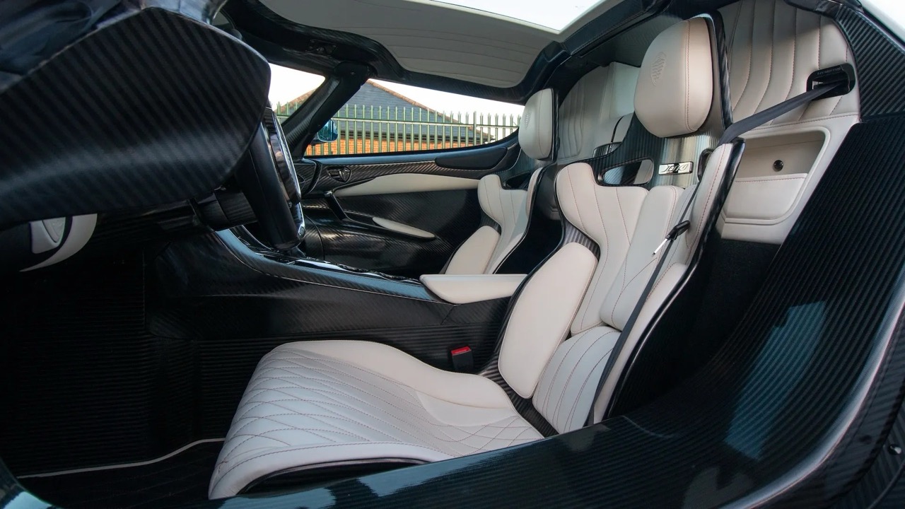 2025 Koenigsegg Jesko Attack, 10/14