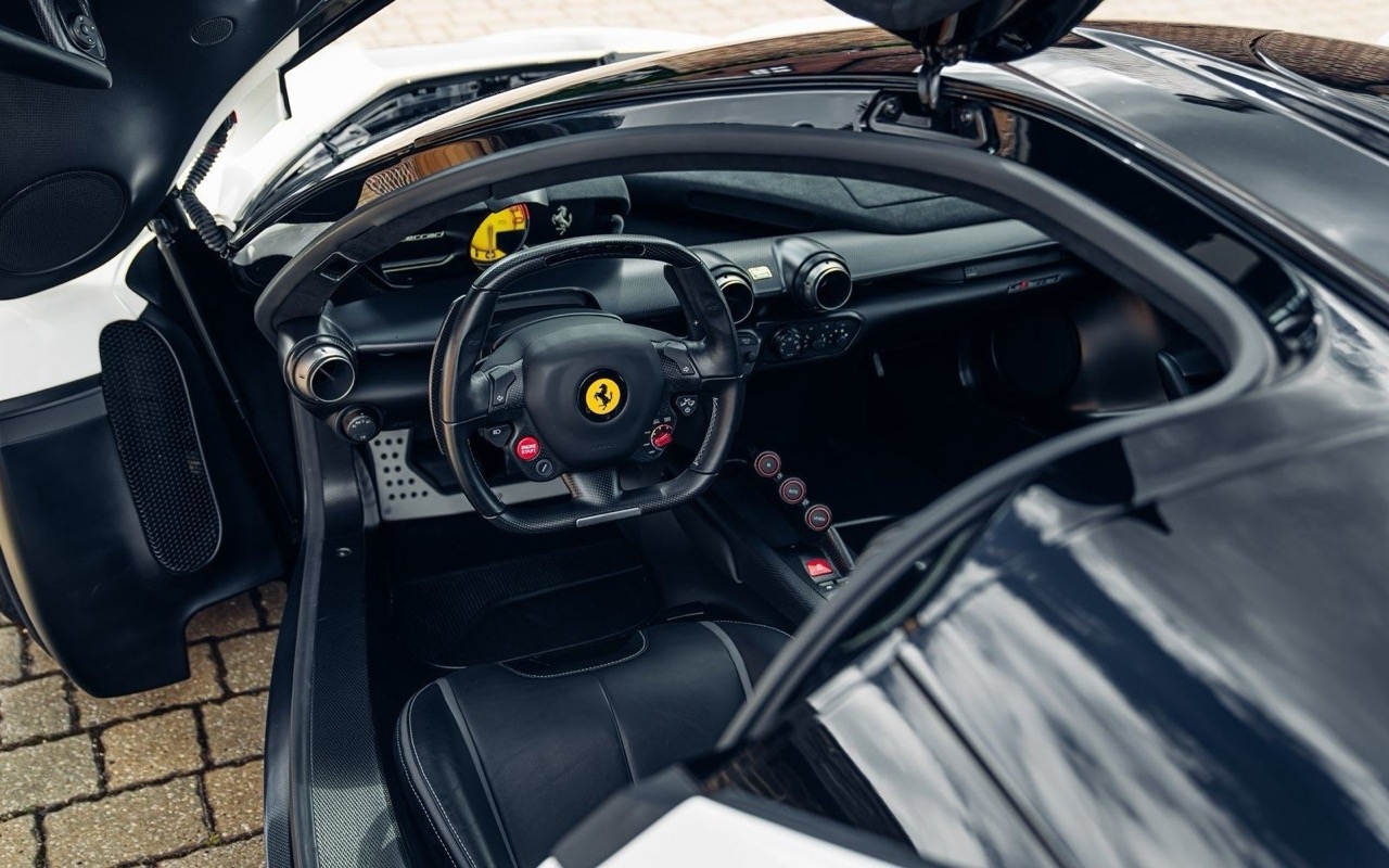 2014 Ferrari LaFerrari, 4/11