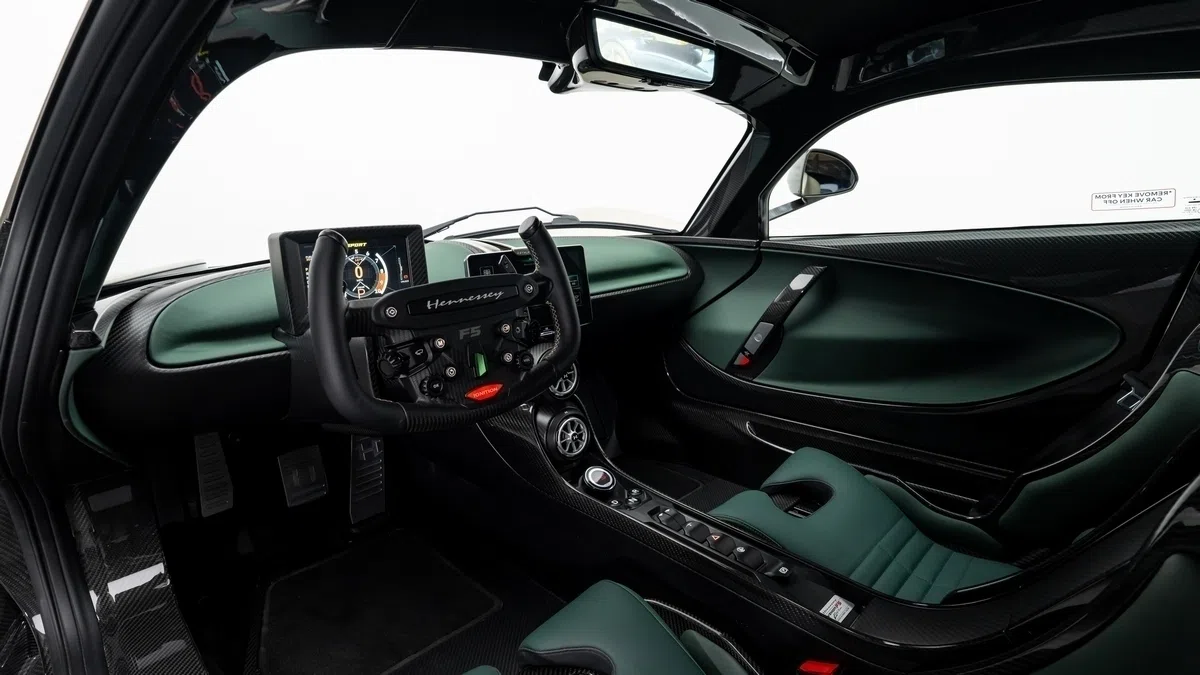 2026 Hennessey Venom F5 Evolution interior, dashboard