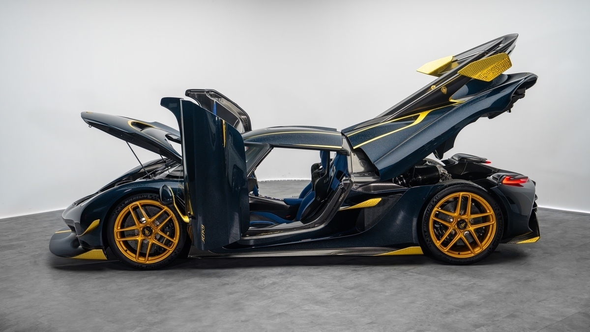 2025 Koenigsegg Jesko Attack, 2/20