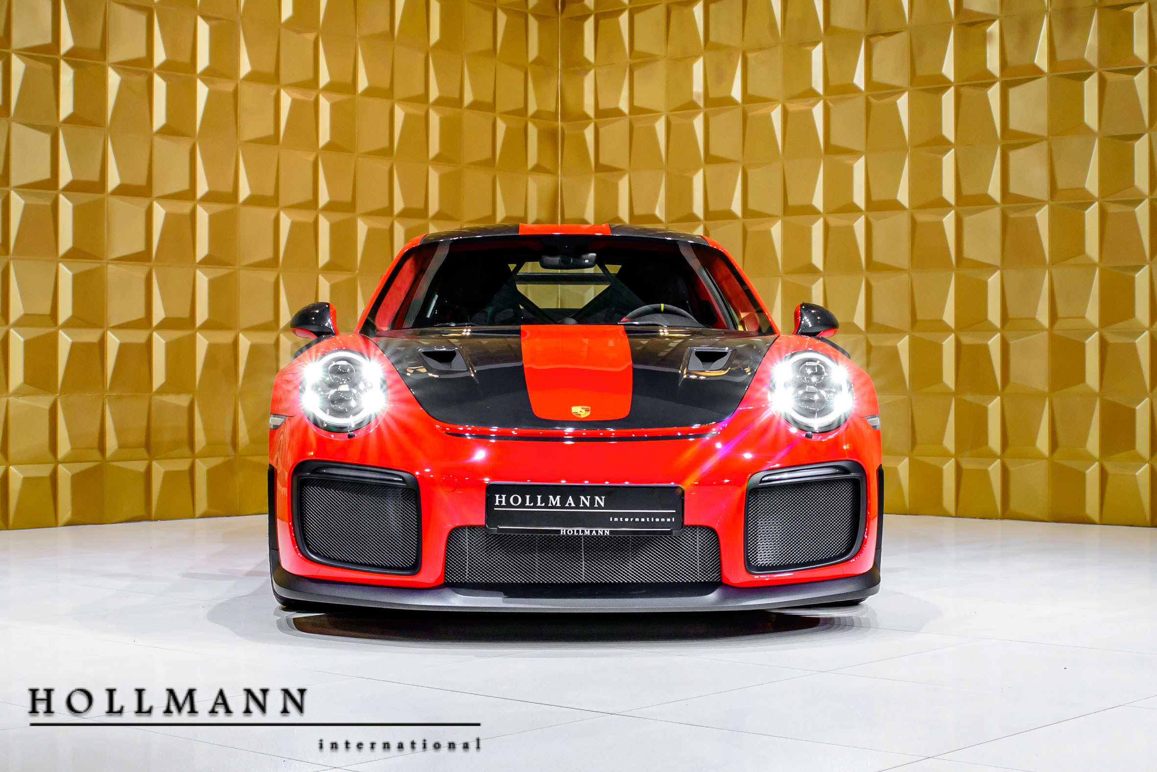 2019 Porsche 911 GT2 RS, 10/13