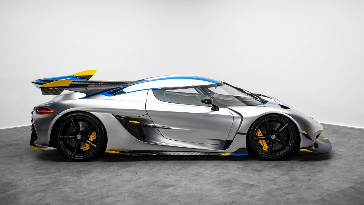 2025 Koenigsegg Jesko Attack for sale, exterior, Moon Silver