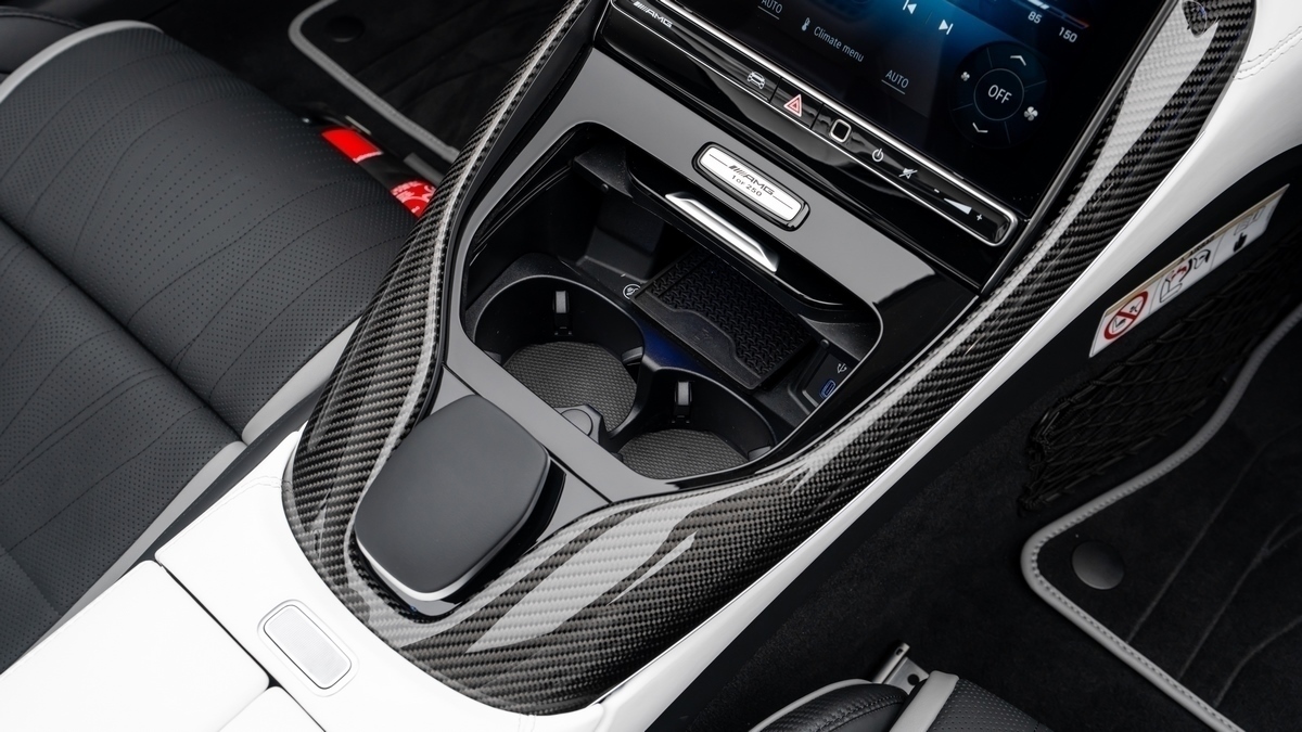 2025 AMG PureSpeed, 15/18