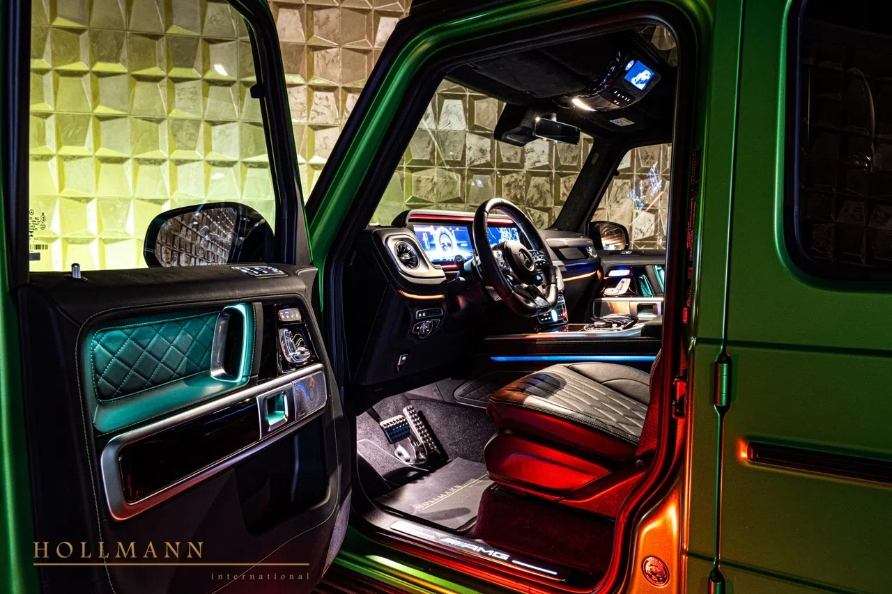 2026 G 63 AMG 6x6 interior, Black Nappa Leather