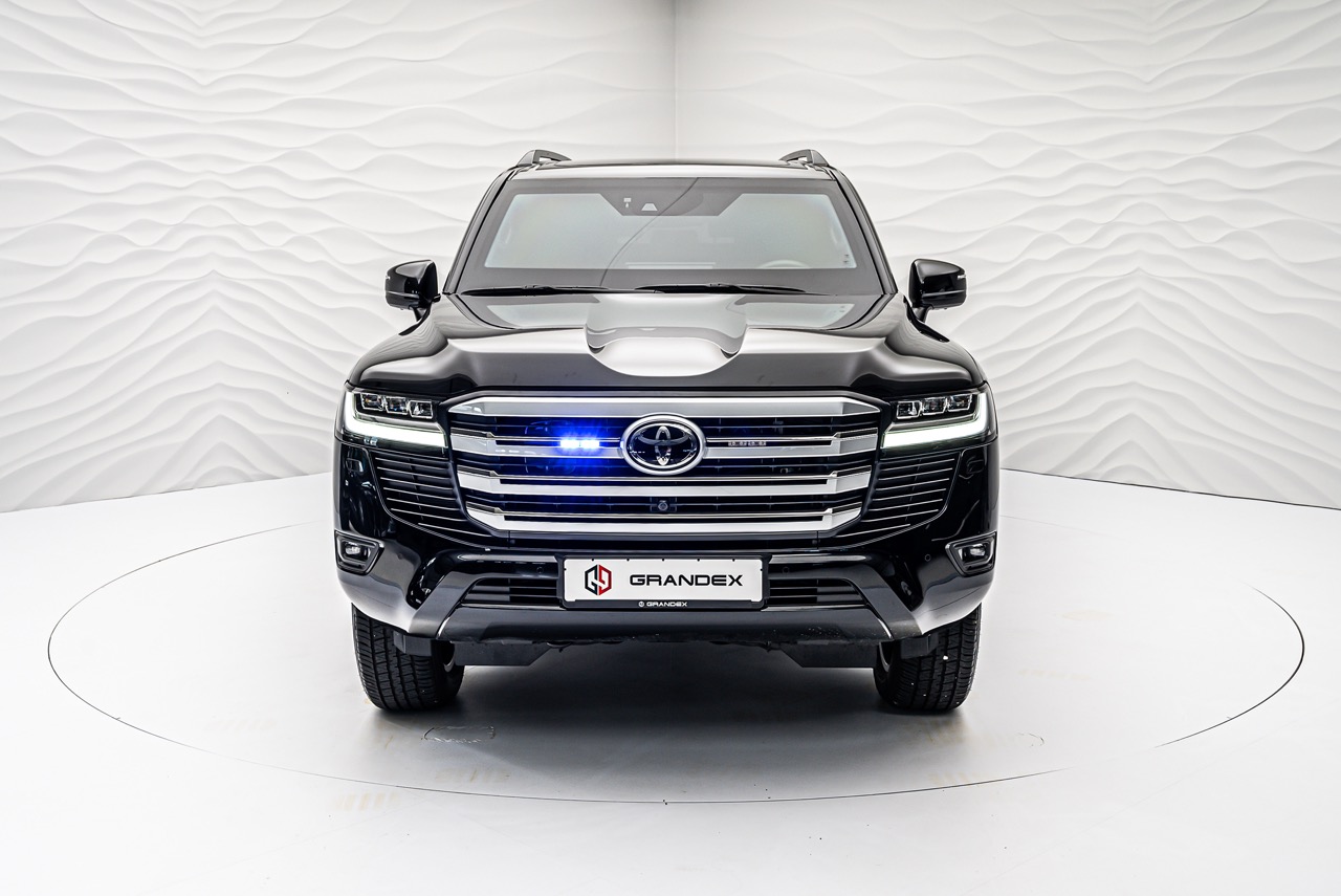 2026 Toyota Land Cruiser 300 Armored, 9/16